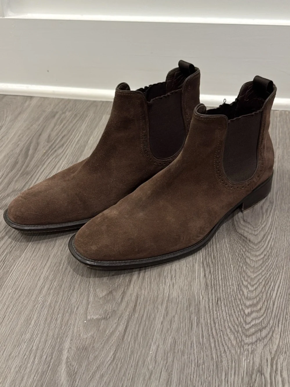 Johnston & Murphy Brown Suede Chukka Boots for Men